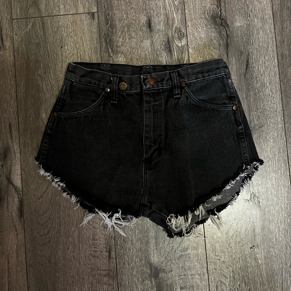 WRANGLER DISTRESSED HIGH WAISTED BLACK DENIM SHORTS